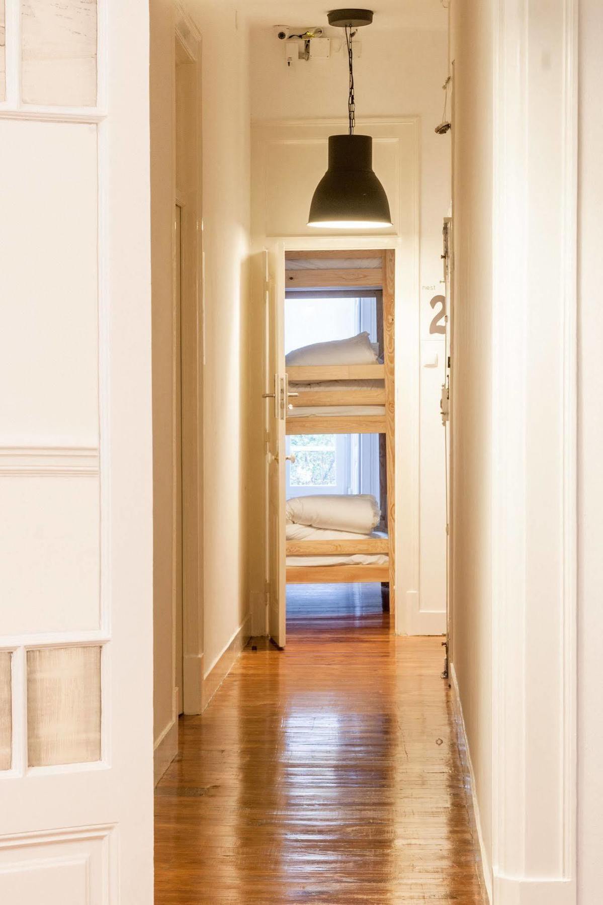 Nest House Lisbon Hostel Экстерьер фото